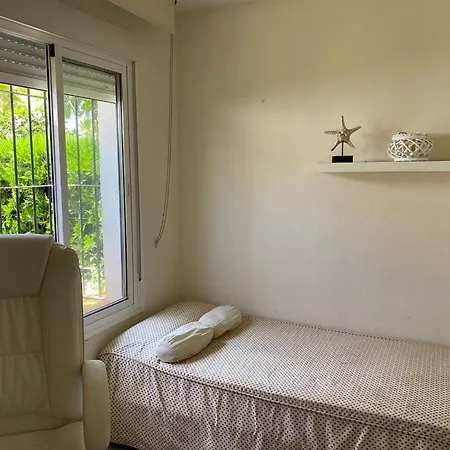 Semesterbostad Marbellamar Miss Tita