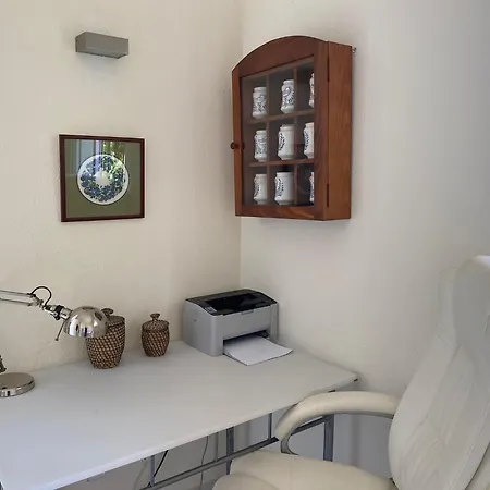 Marbellamar Miss Tita Nyaraló